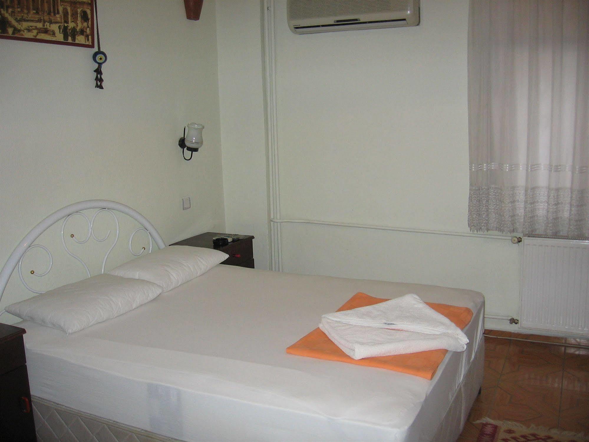 Paris Hotel Selcuk Exterior photo