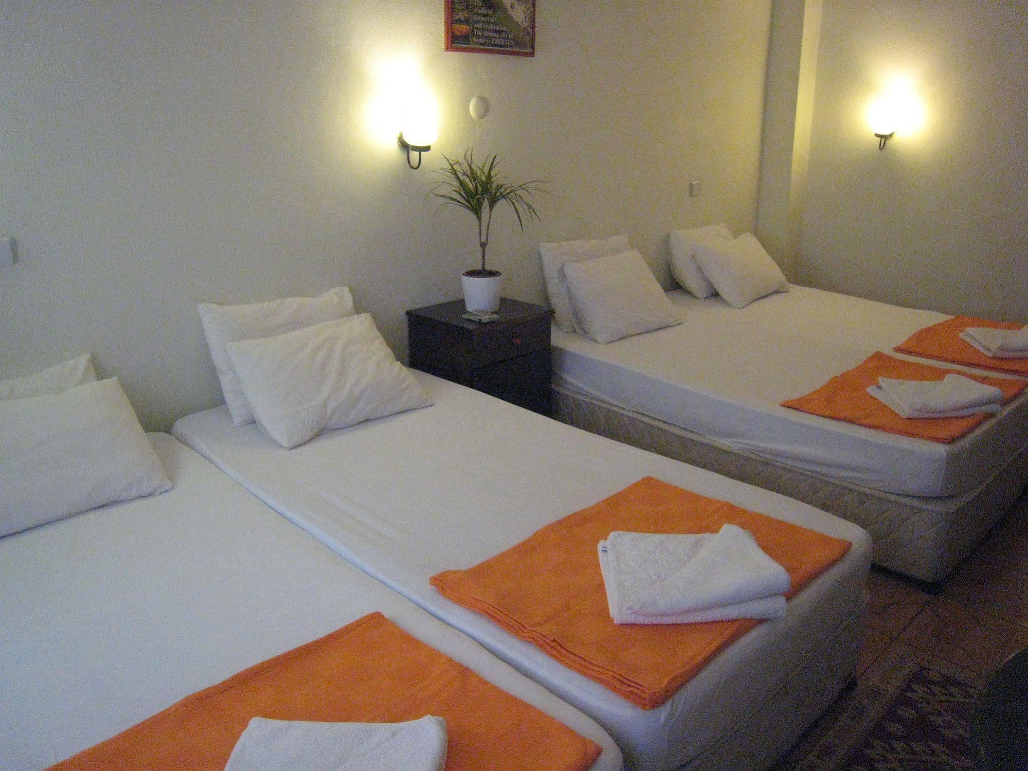 Paris Hotel Selcuk Exterior photo