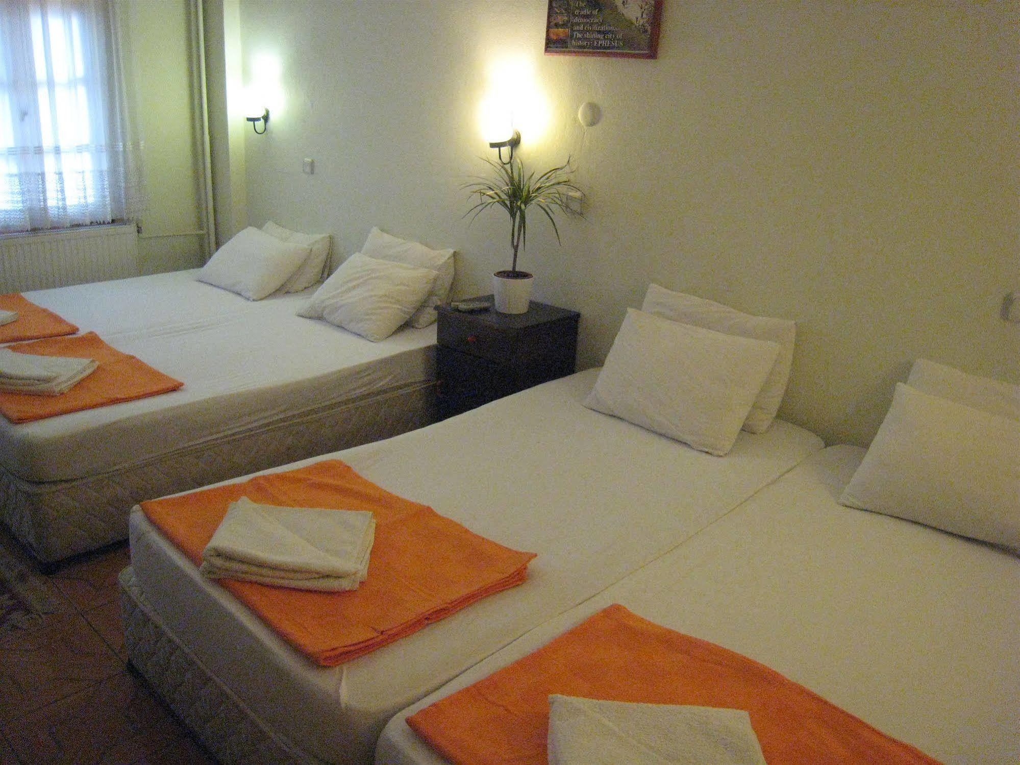 Paris Hotel Selcuk Exterior photo